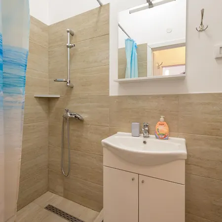 Apartman Tiho & Nena Pula