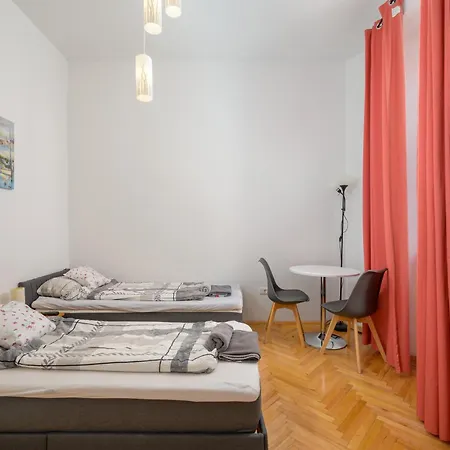 Apartment Tiho & Nena