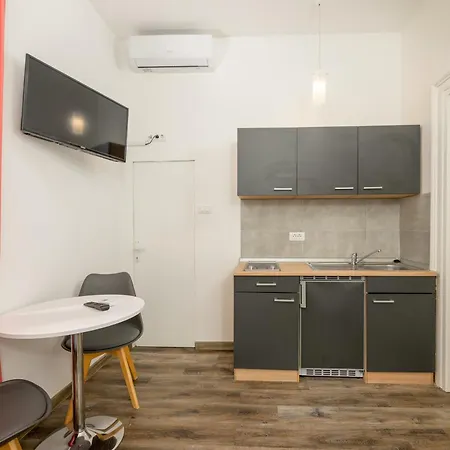 Appartement Tiho & Nena Pula