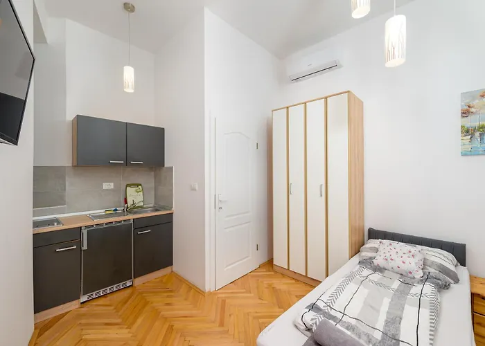 Tiho & Nena Apartment Pula